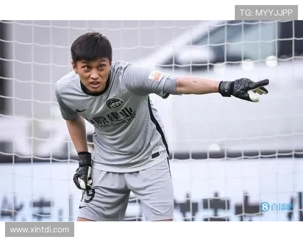 王国明赛前分析点球执行过程 队友冲过来才意识到已完成任务